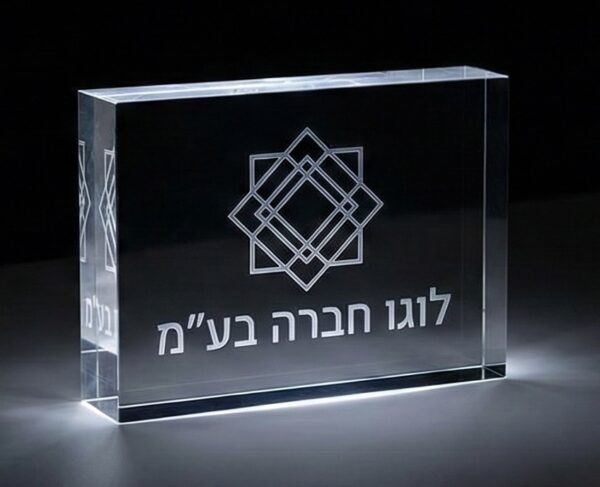 חריטה בלייזר על פרספקס